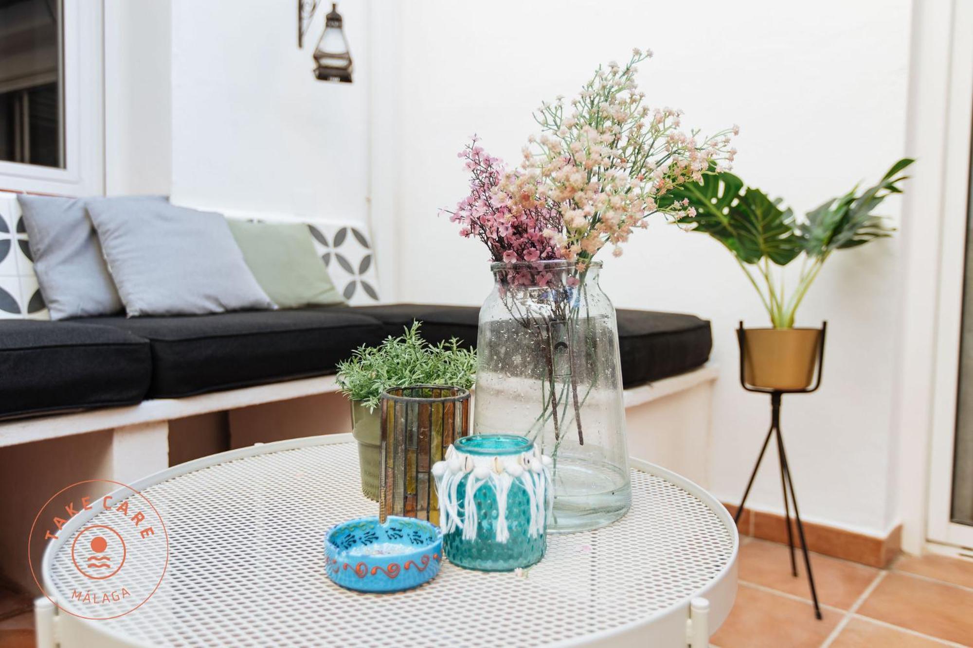 Apartment Casa Riad With Spacious Patio - Tcm Malaga Exterior photo